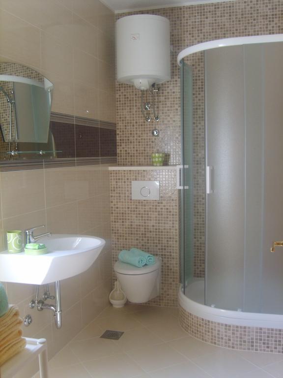 Apartments Iva Alla Trogir Ruang foto