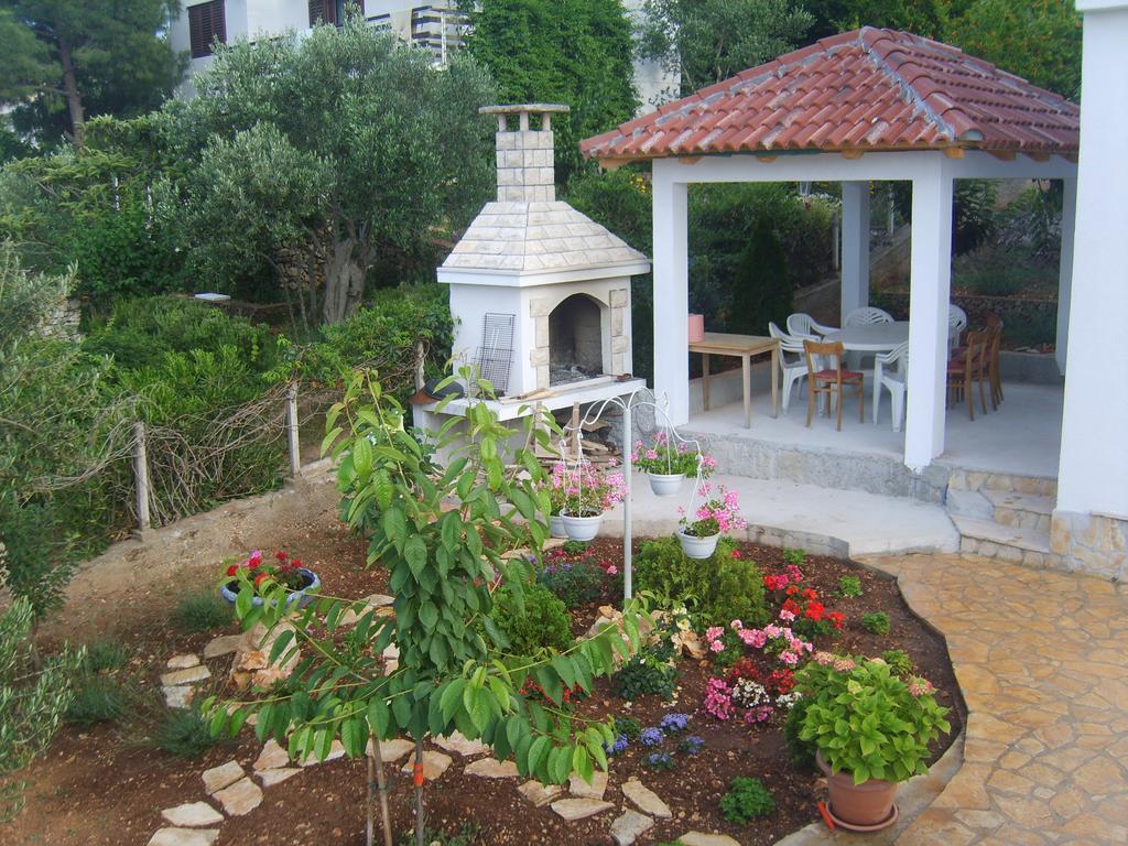 Apartments Iva Alla Trogir Bagian luar foto